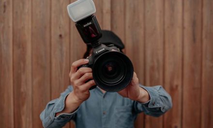 Action Camera Flashlights: Illuminate Your Adventures – 2024