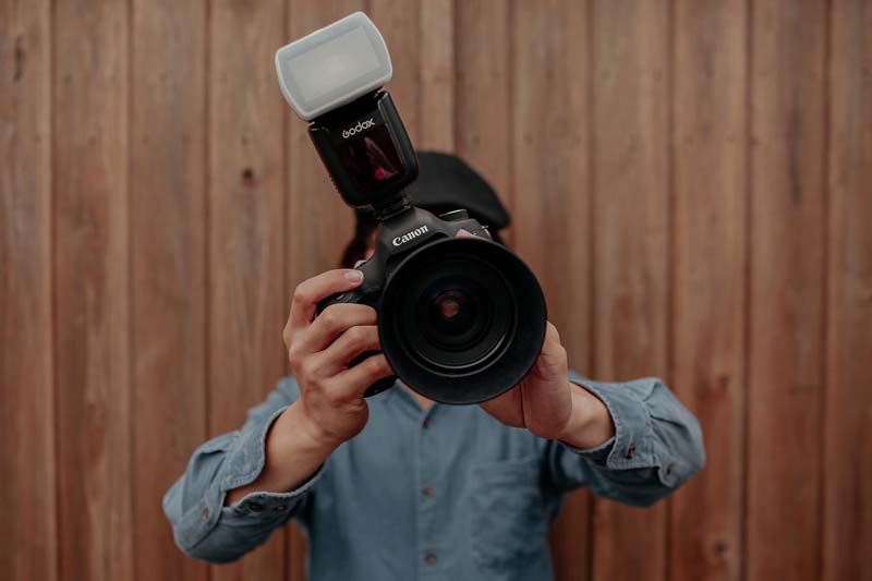 Action Camera Flashlights: Illuminate Your Adventures – 2024